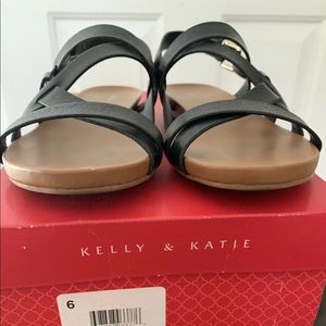 Kelly & Katie Women’s Black Sandals Size 6